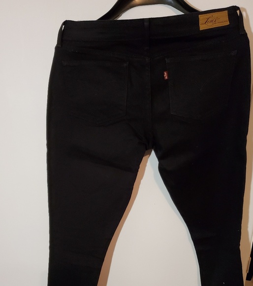 Levis jeans - Picture 2 of 3